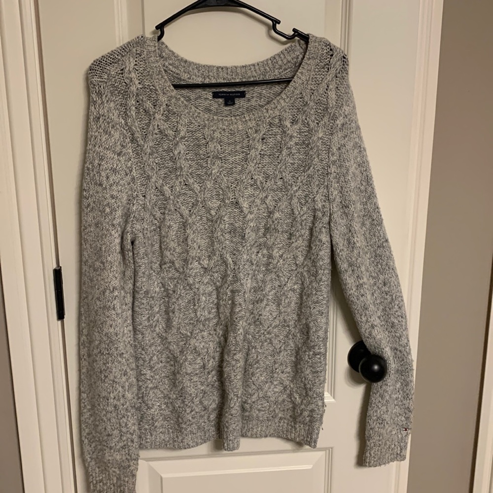 Tommy Hilfiger sweater